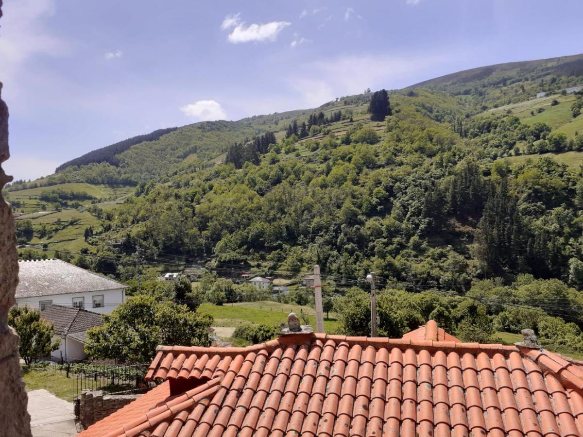 La Casina De Santulaya Villa Cangas De Narcea Eksteriør billede