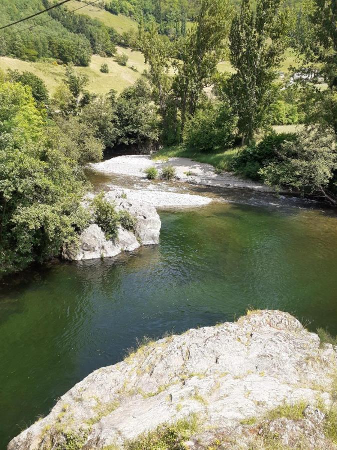 La Casina De Santulaya Villa Cangas De Narcea Eksteriør billede